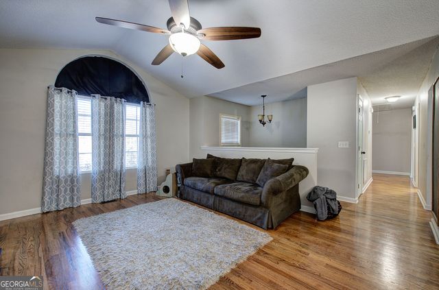 19 Canefield Drive, Cartersville, GA 30120