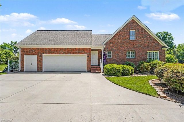 225 Devonway Street, Eden, NC 27288