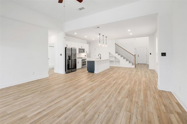825 Olinda WAY, Liberty Hill, TX 78642
