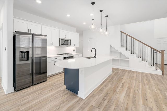 825 Olinda WAY, Liberty Hill, TX 78642