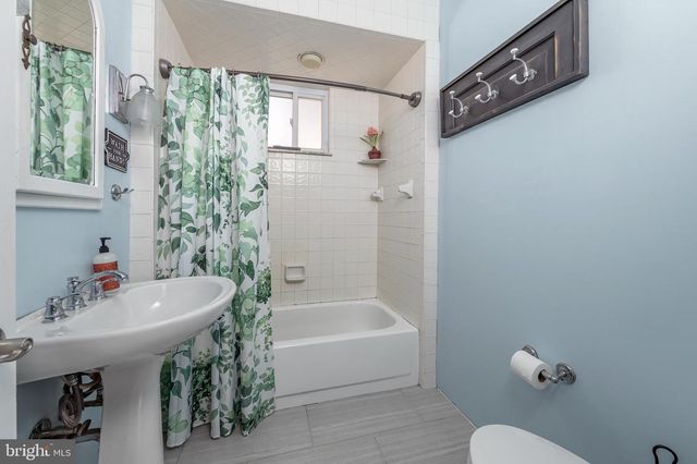909 HIGHLAND BLVD, Gloucester City, NJ 08030