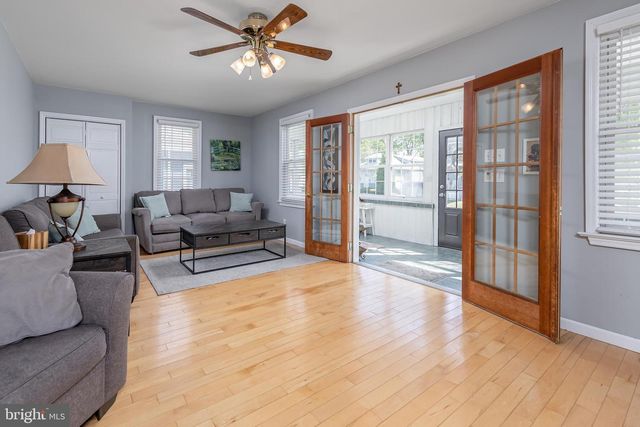 909 HIGHLAND BLVD, Gloucester City, NJ 08030