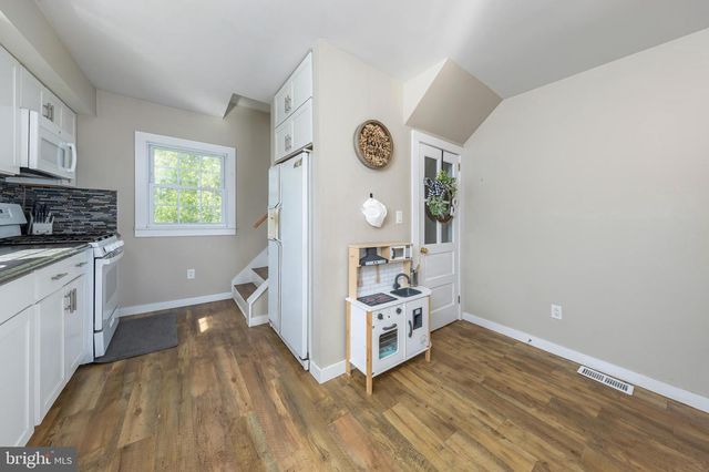 909 HIGHLAND BLVD, Gloucester City, NJ 08030