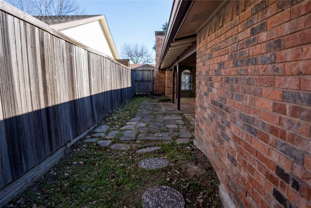 3737 Casa Del Sol Lane, Dallas, TX 75228