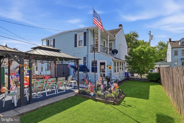 23 W 8TH AVE, York, PA 17404