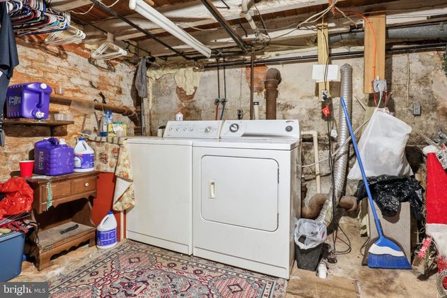 23 W 8TH AVE, York, PA 17404