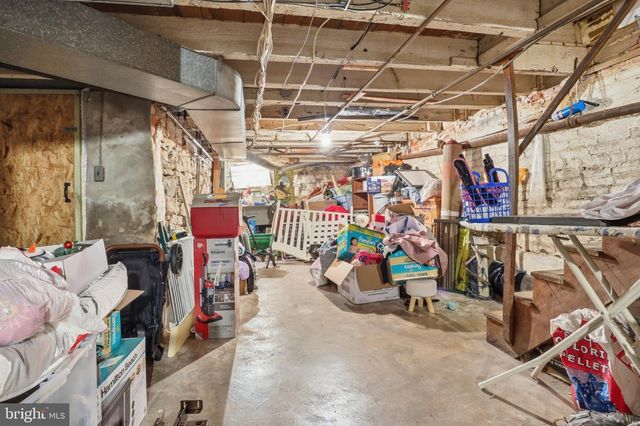 23 W 8TH AVE, York, PA 17404