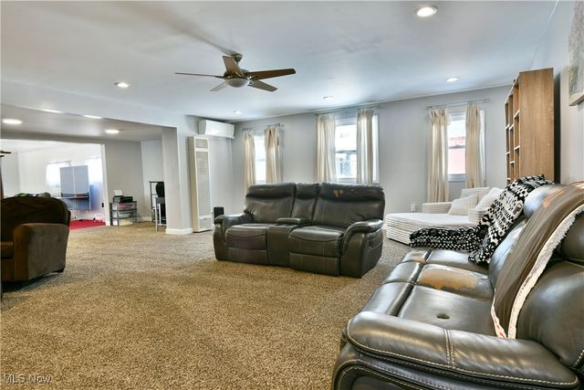 4202 Burkey Road, Austintown, OH 44515