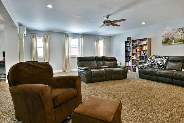 4202 Burkey Road, Austintown, OH 44515