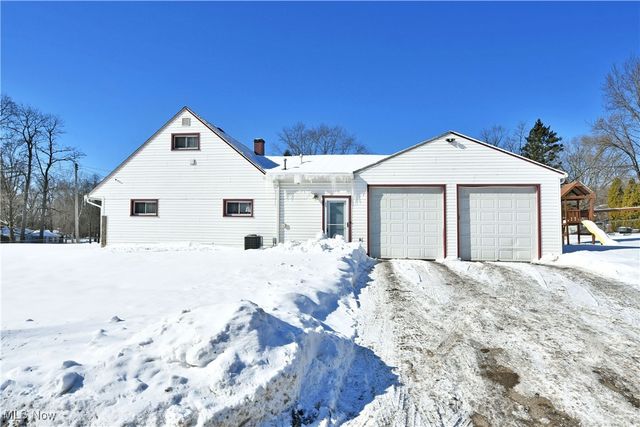 4202 Burkey Road, Austintown, OH 44515