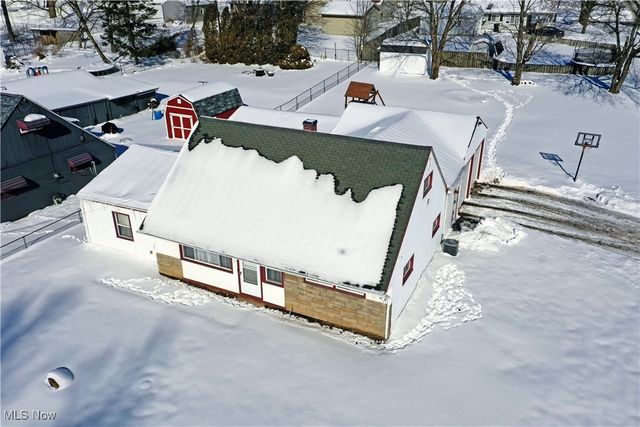 4202 Burkey Road, Austintown, OH 44515