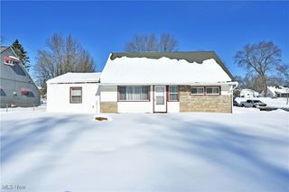 4202 Burkey Road, Austintown, OH 44515