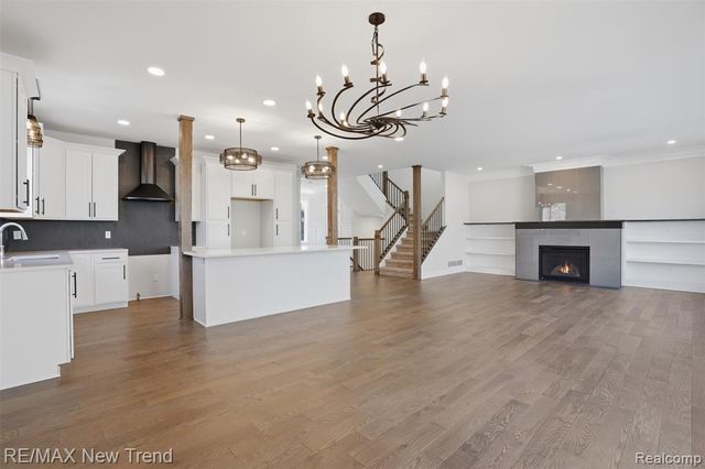 217 Summit View Lane, Milford, MI 48381
