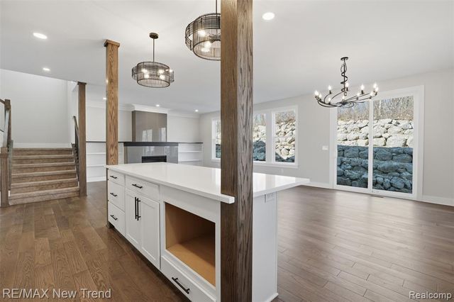 217 Summit View Lane, Milford, MI 48381
