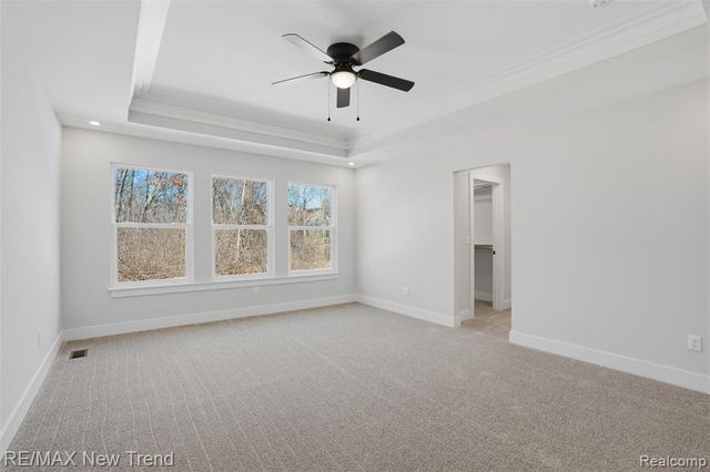 217 Summit View Lane, Milford, MI 48381