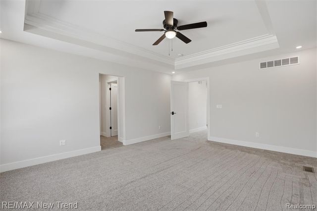217 Summit View Lane, Milford, MI 48381