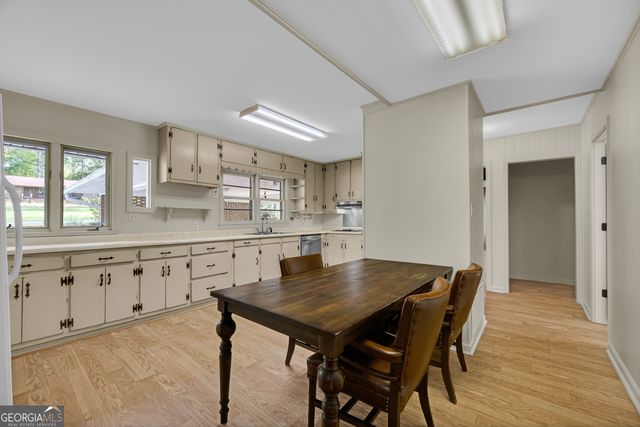 231 Honeysuckle Drive, Commerce, GA 30529