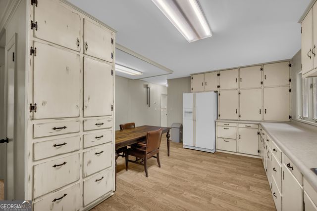 231 Honeysuckle Drive, Commerce, GA 30529
