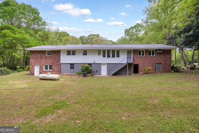 231 Honeysuckle Drive, Commerce, GA 30529