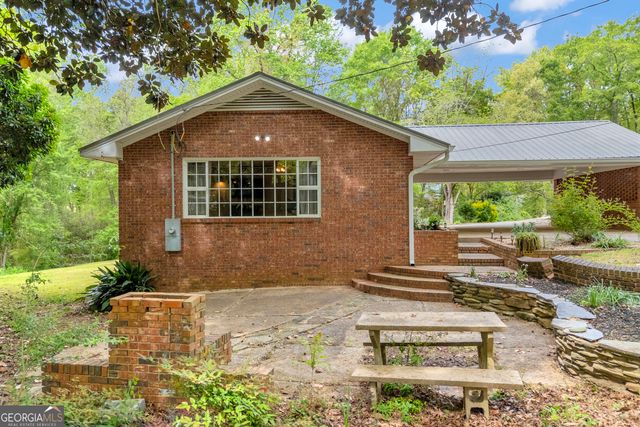 231 Honeysuckle Drive, Commerce, GA 30529