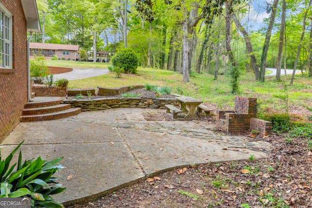 231 Honeysuckle Drive, Commerce, GA 30529