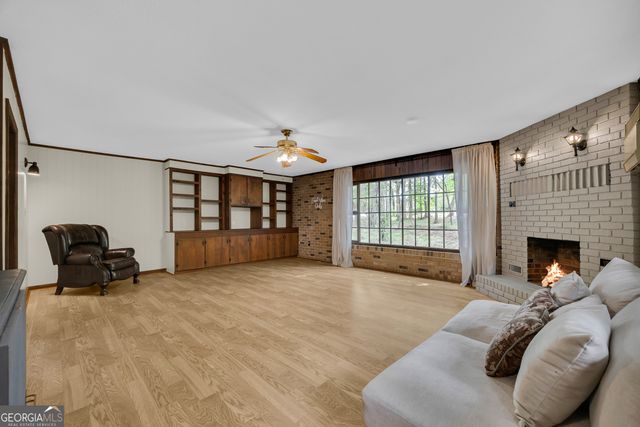231 Honeysuckle Drive, Commerce, GA 30529
