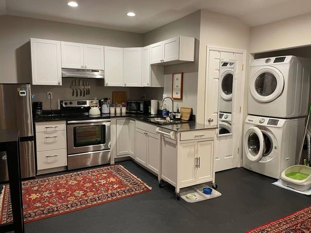 480 Saint Andrews Boulevard B, Charleston, SC 29407