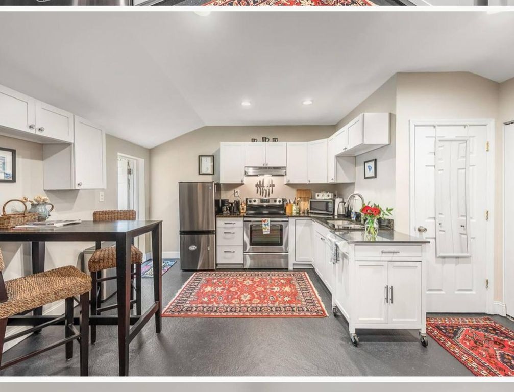 480 Saint Andrews Boulevard B, Charleston, SC 29407