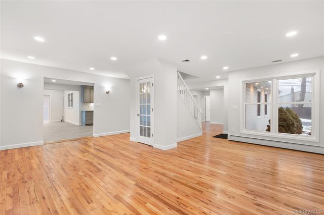 339 Halbert Drive, Holbrook, NY 11741