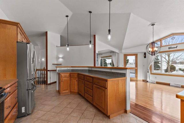 2374 SHORE PRESERVE DRIVE, Oshkosh, WI 54904