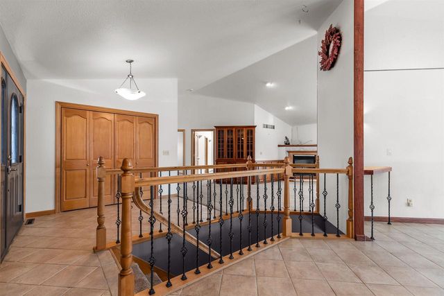 2374 SHORE PRESERVE DRIVE, Oshkosh, WI 54904