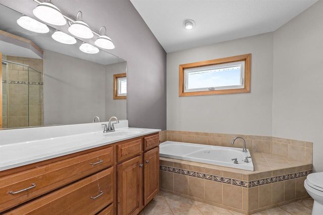 2374 SHORE PRESERVE DRIVE, Oshkosh, WI 54904