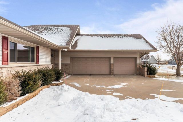 2374 SHORE PRESERVE DRIVE, Oshkosh, WI 54904