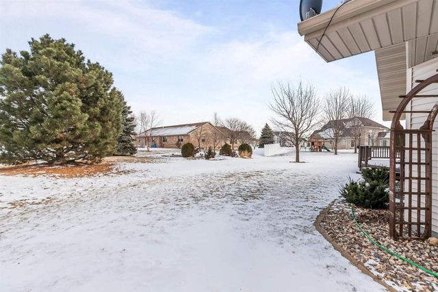 2374 SHORE PRESERVE DRIVE, Oshkosh, WI 54904