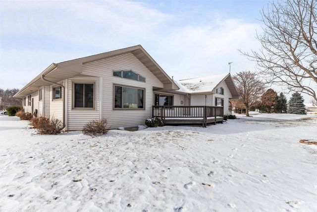 2374 SHORE PRESERVE DRIVE, Oshkosh, WI 54904