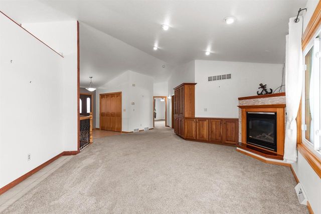 2374 SHORE PRESERVE DRIVE, Oshkosh, WI 54904