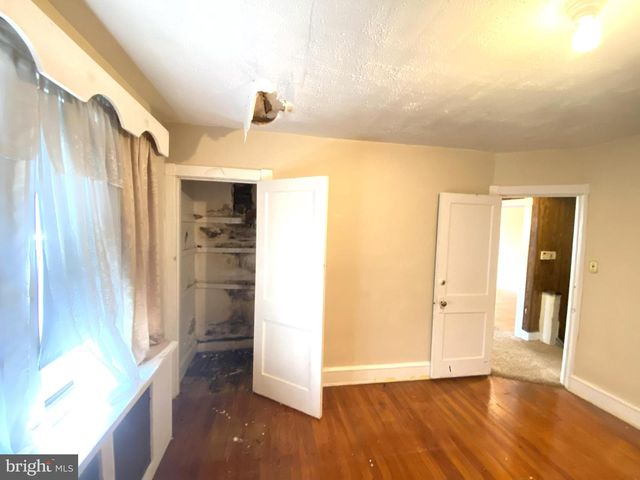 2011 N WEST ST, Wilmington, DE 19802