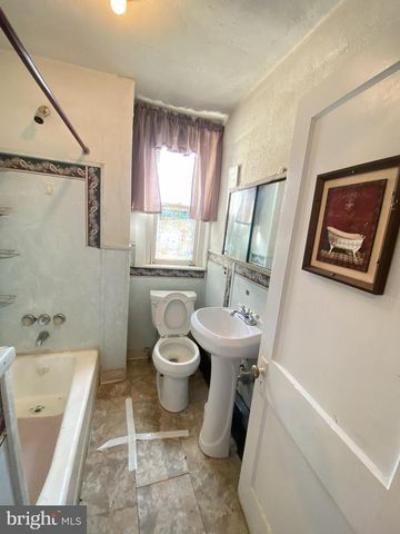 2011 N WEST ST, Wilmington, DE 19802