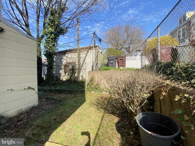 2011 N WEST ST, Wilmington, DE 19802