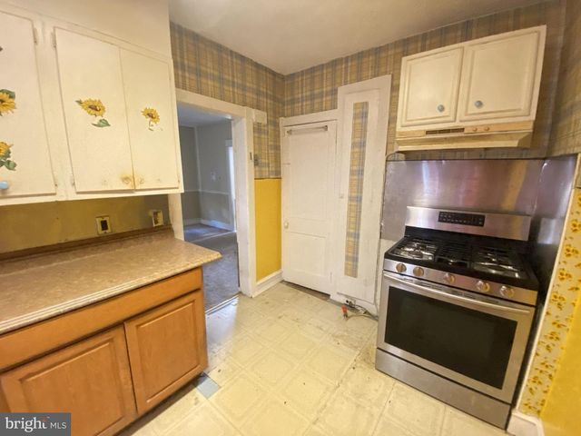 2011 N WEST ST, Wilmington, DE 19802