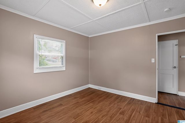 1541 27TH AVENUE N, Hueytown, AL 35023