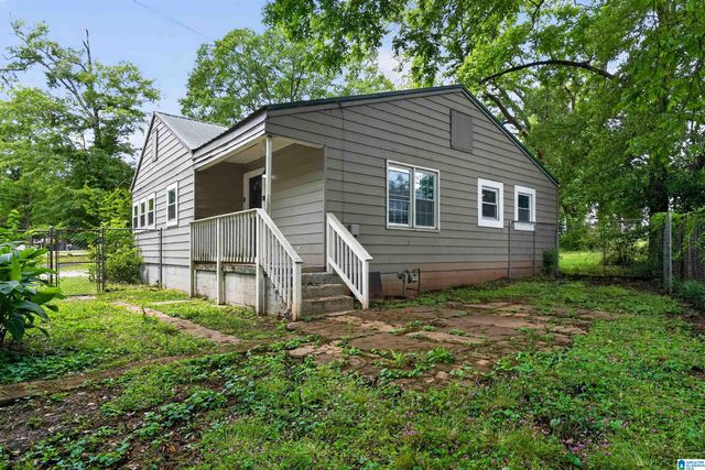 1541 27TH AVENUE N, Hueytown, AL 35023