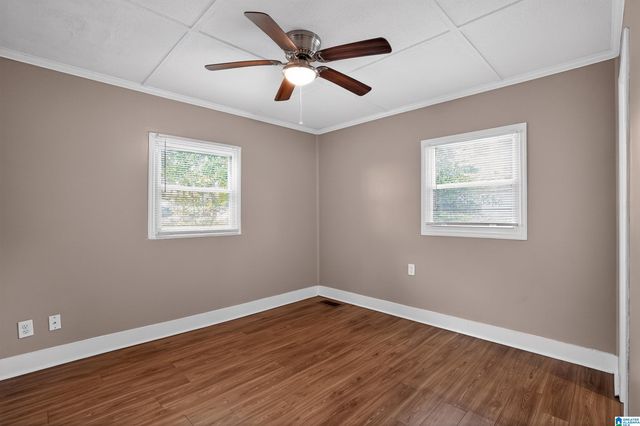 1541 27TH AVENUE N, Hueytown, AL 35023