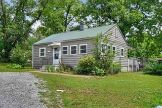 1541 27TH AVENUE N, Hueytown, AL 35023