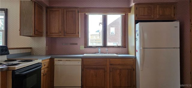 83 Highland Drive, Amherst, NY 14221