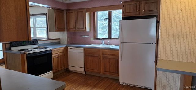 83 Highland Drive, Amherst, NY 14221