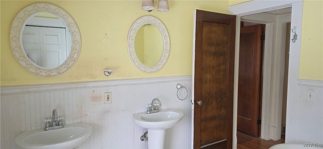 83 Highland Drive, Amherst, NY 14221