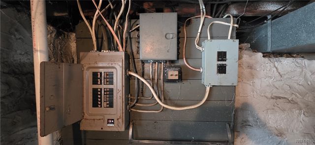 83 Highland Drive, Amherst, NY 14221