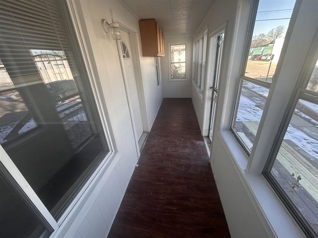 32 E George Avenue, Hazel Park, MI 48030