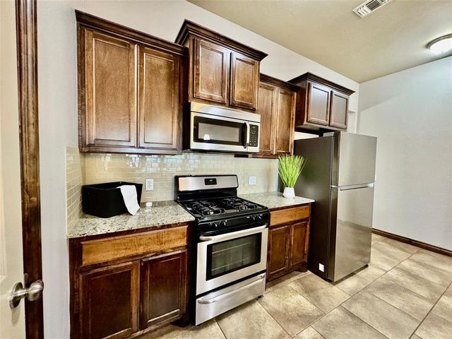 18208 Manera Way, Edmond, OK 73012